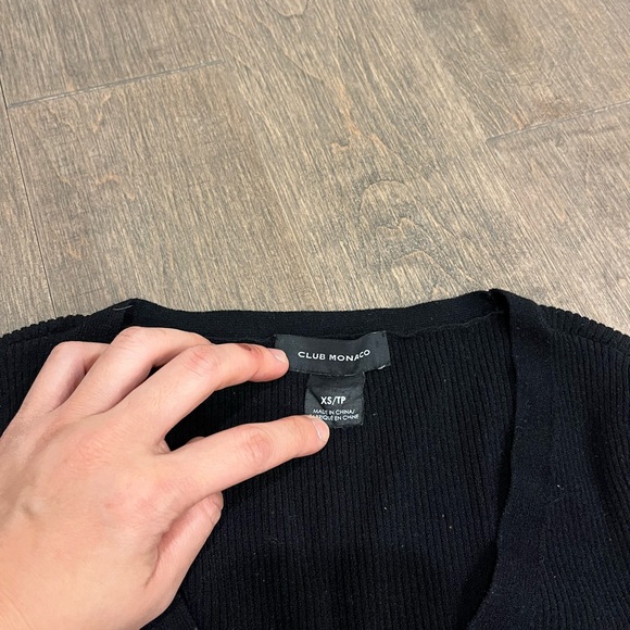 Club Monaco black sweater - Picture 2 of 3